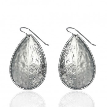 Earrings: E03852