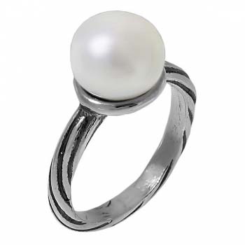 Rings: R01622