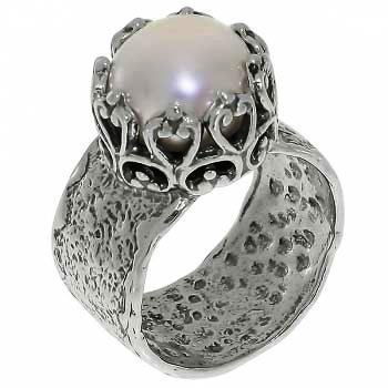 Rings: R02757