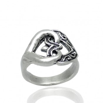 Rings: R02976